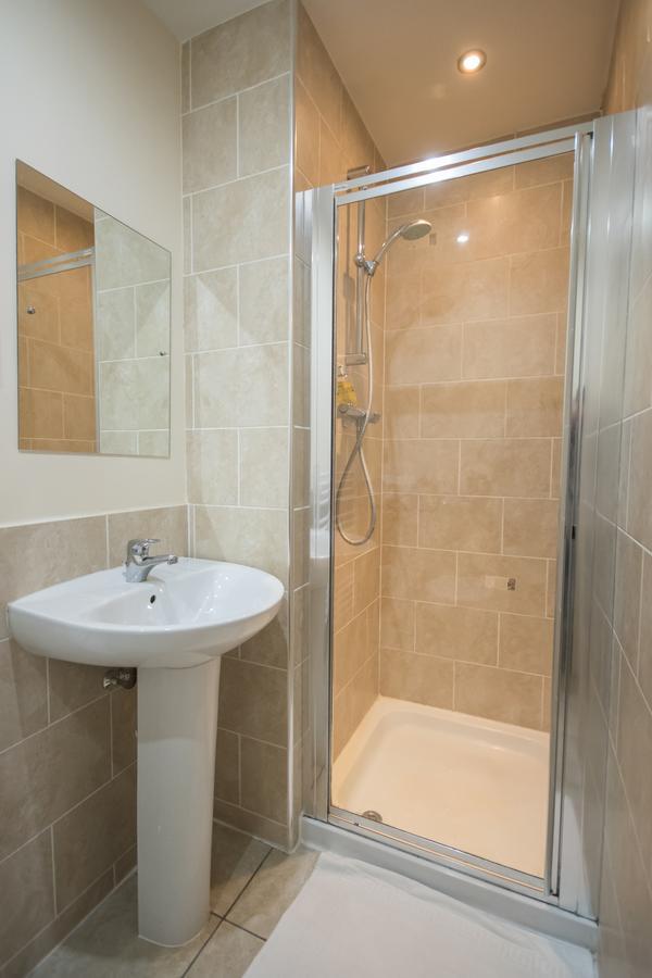 Crown Luxury Serviced Apartment インヴァネス エクステリア 写真